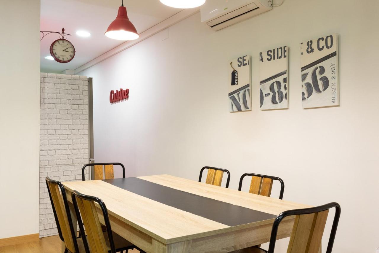 Stay U-Nique Apartments Passatge De Font برشلونة المظهر الخارجي الصورة